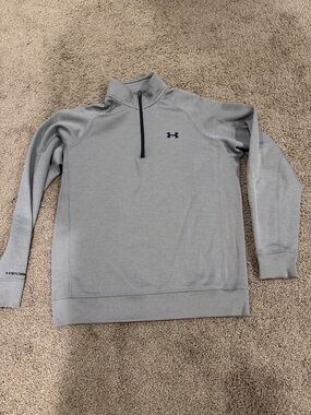 Under Armour Light Gray ColdGear Fleece 1/4 zip